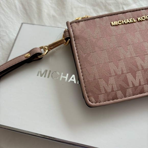 Michael Kors Small Logo Coin/ID Wristlet - Fawn NWT